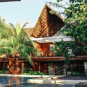 4* Hotell Caracol