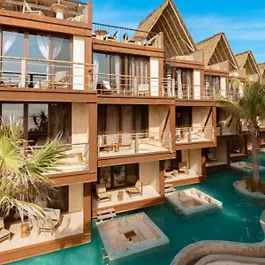 Awa Boutique - Front Ilha Holbox